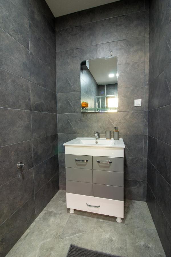 City Gate Apartment Ohrid Extérieur photo